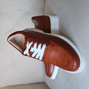 Journee Aliah Oxford in "Clay" (US 8.5)